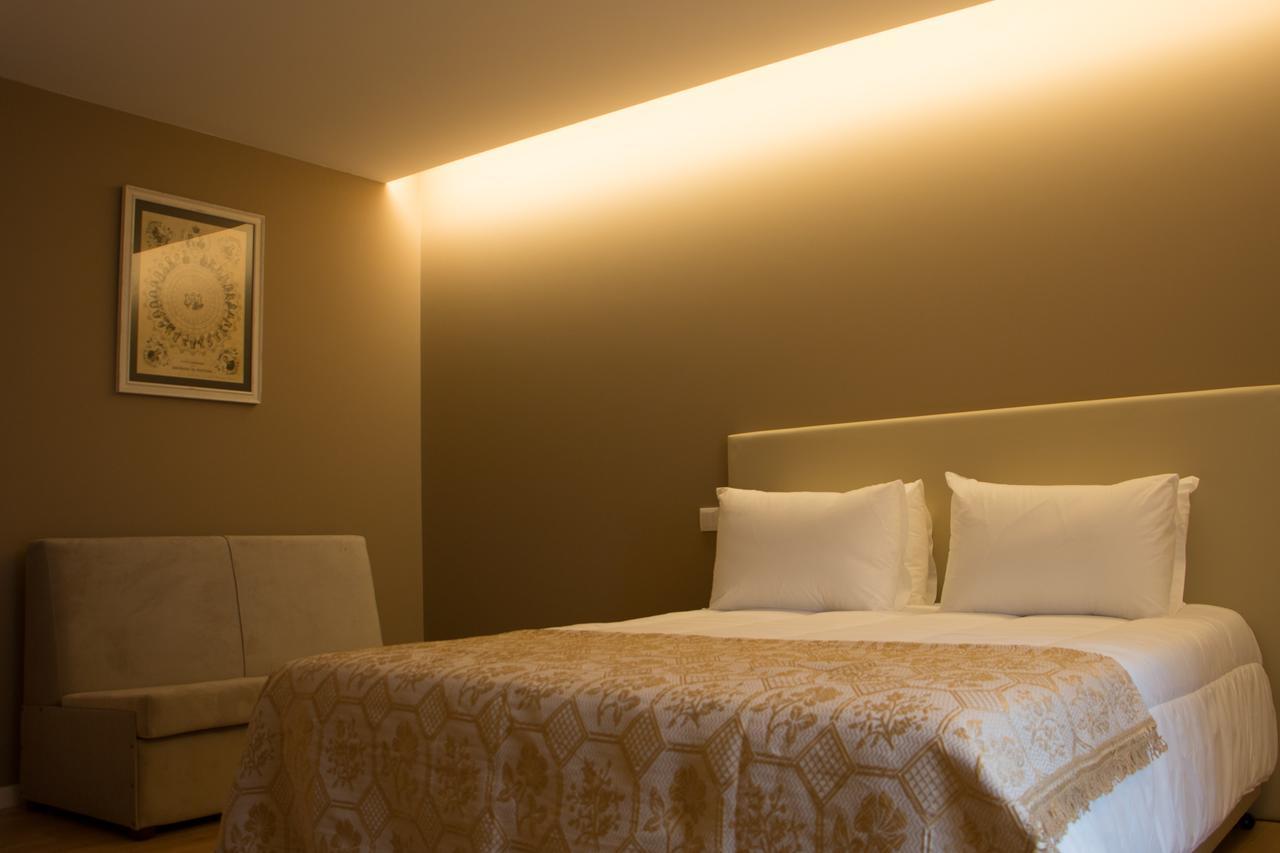 Feira Hostel & Suites Santa Maria Da Feira Kültér fotó